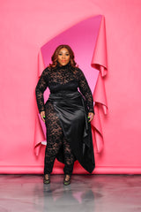 Black Spotlight On Lace Set