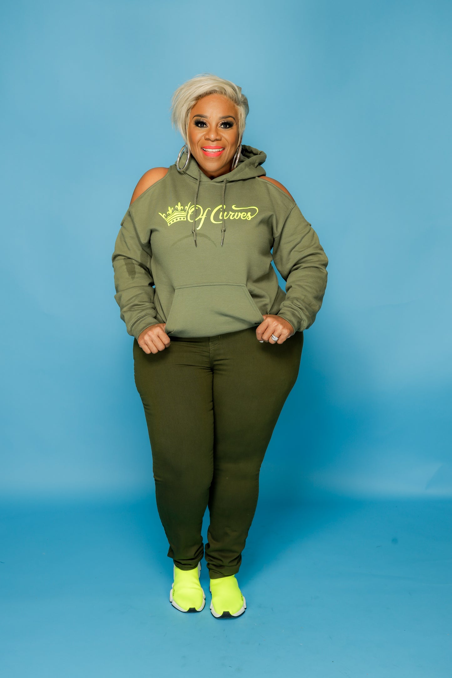 Load image into Gallery viewer, Green Queen Of Curves Sweatshirt
