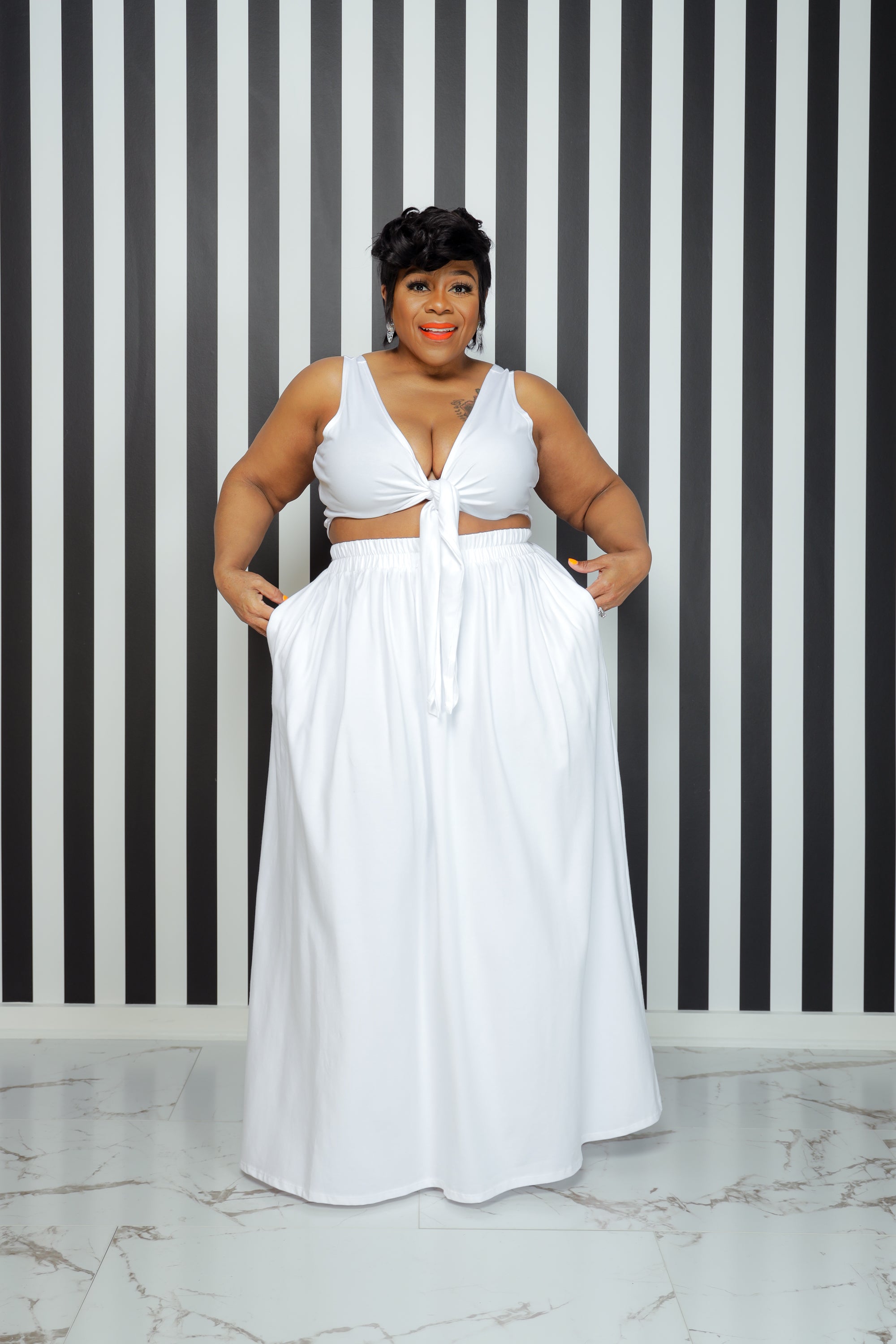 Plus size hotsell white skirt set