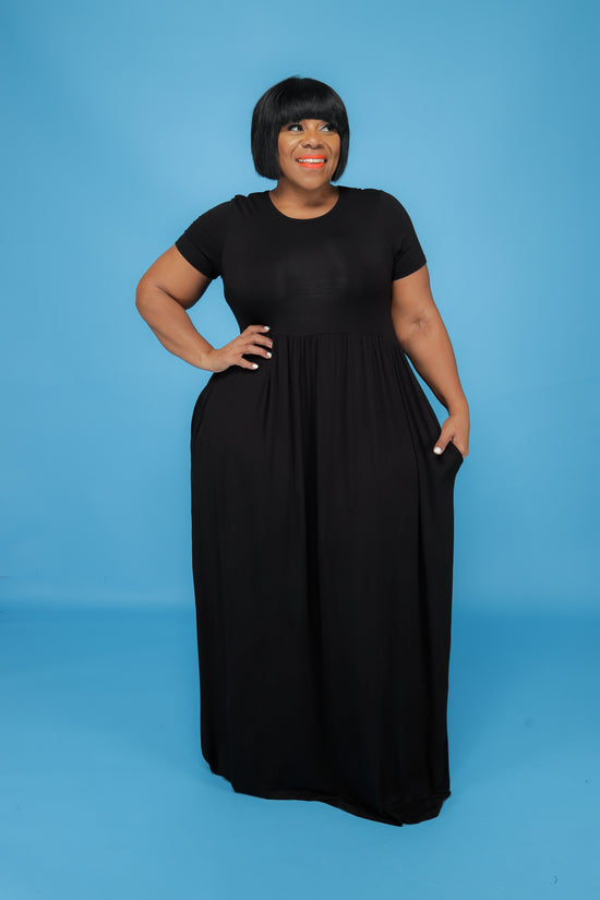 Load image into Gallery viewer, Black Simple Maxi Dress
