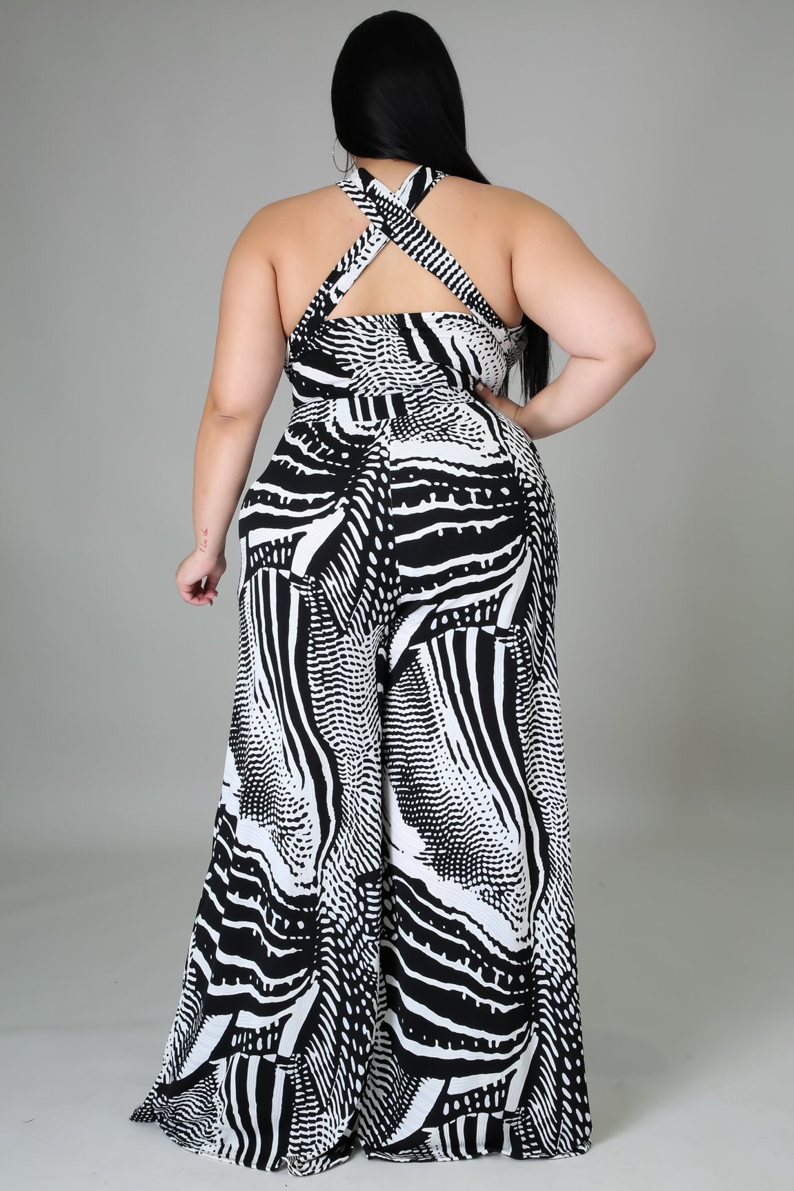 Load image into Gallery viewer, Black &amp;amp; White Print Pant Set
